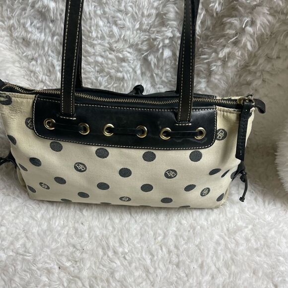 Dooney & Bourke off white & black polka dots shoulder bag ,black leather trims - Picture 2 of 16